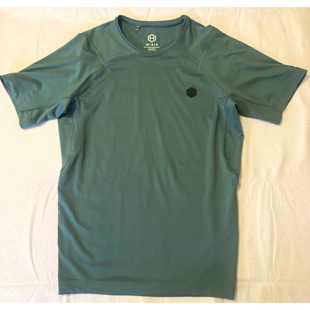 Under Armour women's HeatGear Celliant T-Shirt L Green Short Sleeve Lightweight